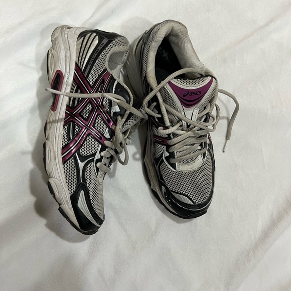 Womens ASICS gel-kayano walker shoes 7.5 - Picture 1 of 3